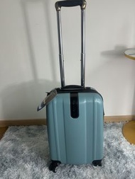 new: Samsonite 新秀麗20 吋可擴展行李箱； Samsonite 20 inch expansable luggage 55 x 35 x 23cm （ + 3cm）