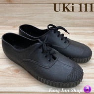 UKi  111  รองเท้ายางผูกเชือก หุ้มส้น พื้นเรียบ  (37-42)  สีดำ
