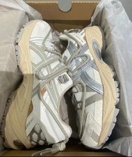 ASICS Kahana TR V2 creamy white