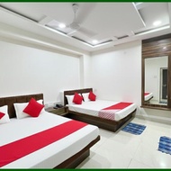 โรงแรม Mahakal Temple Railway station, Salimar Palace - Fully Air conditioned Rooms with Wifi And Pa
