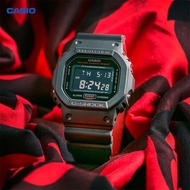 นาฬิกาข้อมือผู้ชาย Casio สายเรซิ่น แท้100% Casio รุ่น DW-5600HR-1DR （จัดส่งพร้อมกล่องคู่มือ ประกัน1ปี)