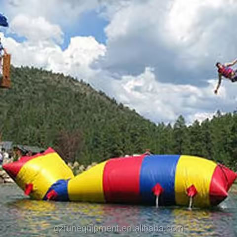 Factory Sale Directly Trampoline Water Park Inflatable Pool Floating Inflatable Jumping Pillow for F