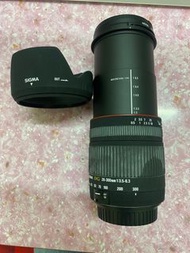 Sigma zoom lens 28-300mm DC 1:3.5-6.3 for canon