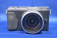 Sold out）『回收相機』『Trade In優惠』新淨 Fujifilm X70 復古設計 等效28mm鏡頭 F2.8大光圈 自拍螢幕 輕巧設計 Not X100V XF10 X30 X20 X1
