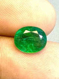 มรกต 1.91 กะรัต 8.7x7.1x4.2mm ทรงรี อัญมณีธรรมชาติ 100% Emerald 1.91cts 8.7x7.1x4.2mm oval shape 100