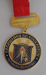 DepEd Gold Medal 6 cm red lace