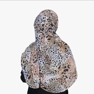 Alwira.outfit Pashmina Oval motif leopard
