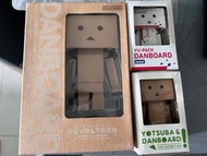 元朗或順豐交收全新3盒海洋堂 Revoltech DANBOARD 山口式 紙箱人 四葉妹妹 山口式 郵便局 JP Japan Post Ver.