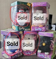 ORIGINAL 1998 FIRST EDITION ELECTRONIC FURBY MODEL 70-800/

70-885/70-894 (RH)
