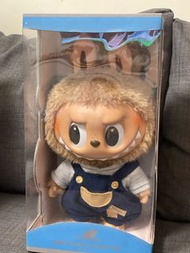 Time to chill labubu