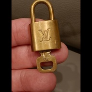 日本帶回中古vintage 絕版LV鑰匙扣，編號314