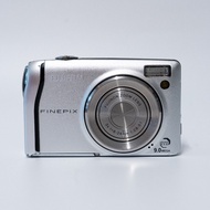 Fujifilm Finepix f47fd CCD digital camera 富士數碼相機
