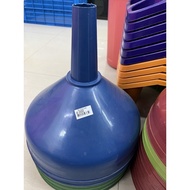 . STM PLASTIC FUNNEL 30 CM