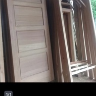 kusen meranti jati bengkirai keras merah hitam bekas kayu jendela bingkai kuno tua window pintu pinu