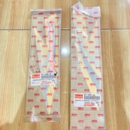 Yamaha jupiter z old 2003 Yellow Outer Wing Sticker Striping Original YGP 5TP-F8368-30 5TP-F831Y-30