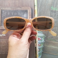 แว่นตากันแดด แว่นตาวินเทจ แว่นเก่าเก็บยุค 90s รุ่น Rare Tiger กรอบลายเสือ ทรงมน เลนส์สีดำ วินเทจแท้ 