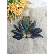 Peacock feather brooch variations. feather accessories. Javagayu2