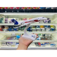 Display aircraft model with alloy base and removable wheels, size 24cm, ARJ Jiangxi C909 MB24007 ser