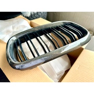 BMW X5 F15 front grill original carbon fiber （USED)