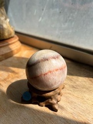 A513*全新紅紋石球