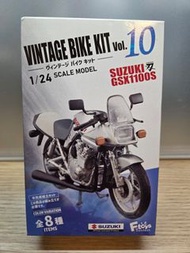 F-toys Vintage Bike Kit Vol.10  1/24 比例的鈴木電單車盒玩 (未開封，⚠️內含糖果但已過期)