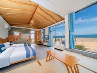 Xuwen Antarctic Village Artist Tribe