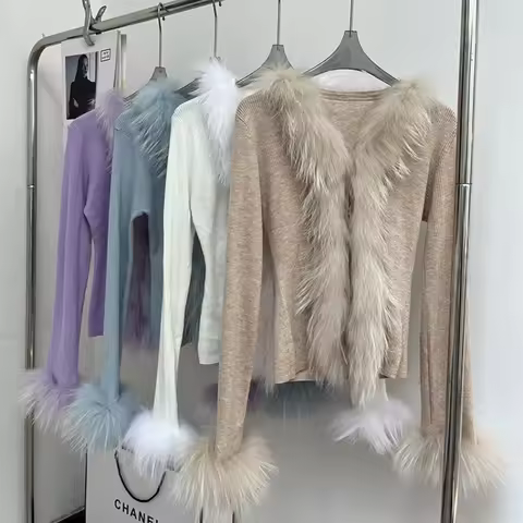 2025 Autumm Winter Women Knitted Short Sweater With Real Raccon Fur Long Sleeves Warm V-neck Skim Ca