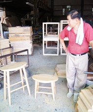 后里職人-衝浪板凳(吧檯椅)