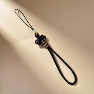 DIA - ที่ห้อยศัพท์เชือกถัก ดึงดูดพลังงานดีๆ (พร้อมกล่องแบรนด์)