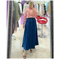 Jeans skirt /Wanita Jeans skirt /POLOS / long jeans skirt Korean style jeans skirt / mayung jeans sk