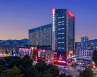 深圳豪派特華美達廣場酒店 (Ramada Plaza Shenzhen)