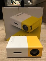 LED Projector 迷你投影機