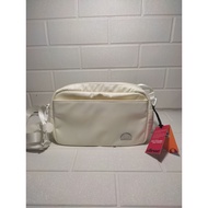 New original Ellesse sling bag