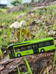 Bus toy Singapore  service 858 SMRT