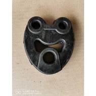 Mercedes W124 Exhaust Mounting