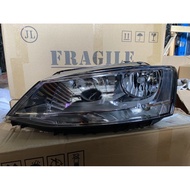 VW Jetta 5C6 halogen head light