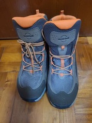 Mont bell 行山鞋