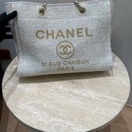 99新閒置Chanel香奈兒 米金色燙金logo編織單肩包托特包沙灘包