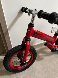 兒童平衡車