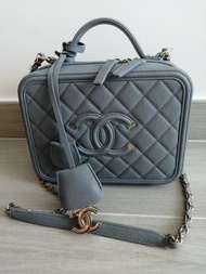 (唔駛3萬！平過WOC🤭🤭🤭！)Chanel Vanity Case Medium 灰色😍😍