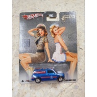 Hotwheels NOSE ART Austin Mini Van, *tayar getah