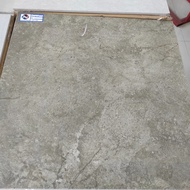 Granit merk Granito artile 60x60 matt cocok untuk garasi, kamar mandi
