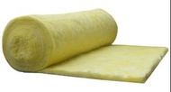 5CM 厚 玻璃纖維吸音棉 4尺X50尺 (200尺) 一卷裝 SIZE: 1.2米X15米 一卷裝 FIBER GLASS INSOLATION 玻璃棉 是最經濟有效的保溫、保冷、隔熱、吸音及裝飾材
