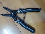 剝線鉗 Wire Strippers Cutter
