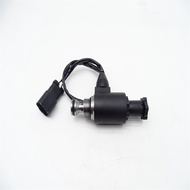 ชิ้นส่วนโหลดเดอร์ Komatsu WA320วาล์วน้ำ WA380วาล์วน้ำวาล์วน้ำเกียร์ WA470 714-11-16830