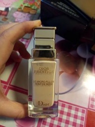 Dior 粉底液