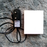 9 Volt 1 Ampere Guitar Effects Adapter