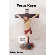 Patung Yesus di salib/ hiasan meja Patung yesus di salib/ hiasan pohon