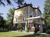 海爾維提亞別墅 (Villa Helvetia)