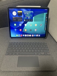 iPad Pro 2021 12.9” M1 128gb Wi-Fi  連apple pencil 2+ 原廠 Logeitch Keyboard